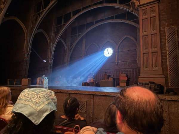 Lyric Theatre, bloc: Orchestra R, rangée: C, place: 24