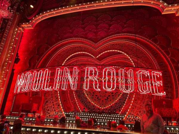 Al Hirschfeld Theatre, bloc: Orchestra C, rangée: F, place: 104