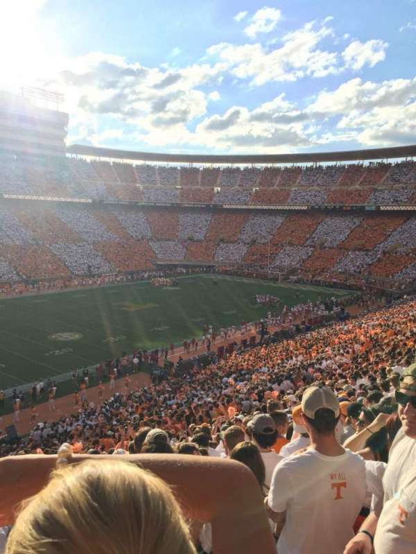 Neyland Stadium, bloc: H, rangée: 62