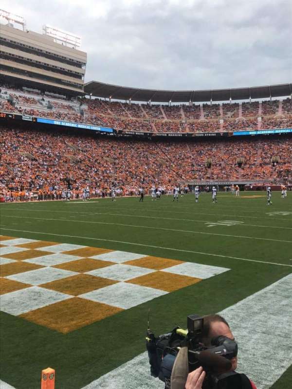 Neyland Stadium, bloc: J, rangée: 1