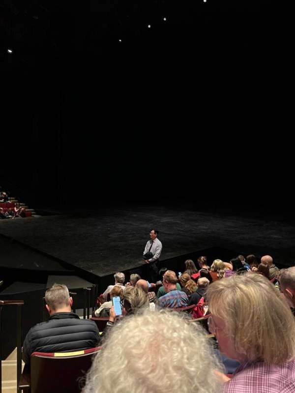 Vivian Beaumont Theater, bloc: Orchestra R, rangée: K, place: 502