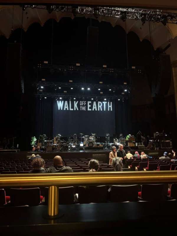 Massey Hall, bloc: 103, rangée: A, place: 9