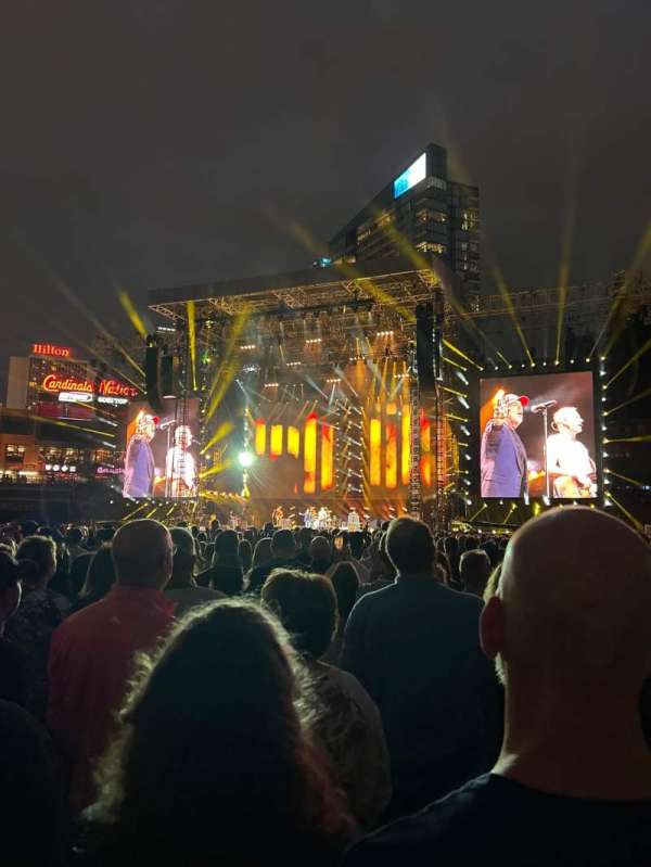 Busch Stadium, bloc: Floor B5, rangée: 16, place: 29