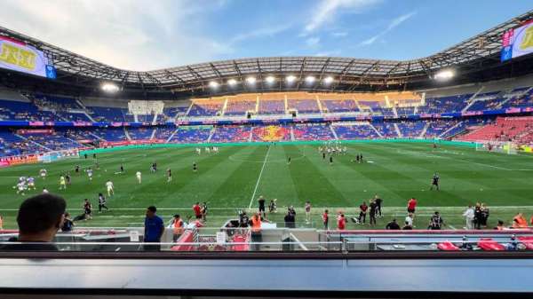 Sports Illustrated Stadium, bloc: 109, rangée: 6, place: 6