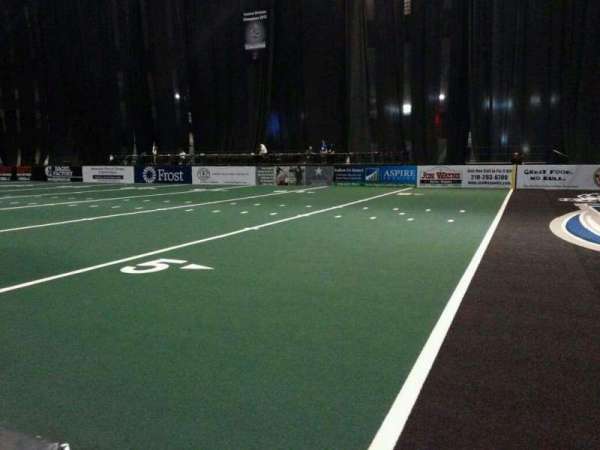 Alamodome, bloc: 143, rangée: AA, place: 8