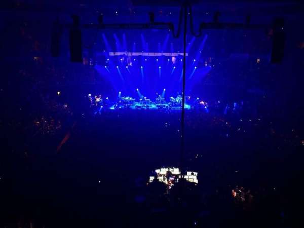SNHU Arena, bloc: 201, rangée: F, place: 16
