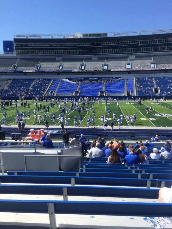 Kroger Field, bloc: 7, rangée: 26, place: 5