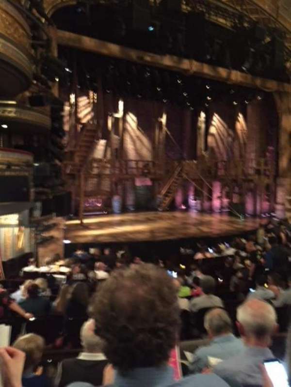 Richard Rodgers Theatre, bloc: Orchestra L, rangée: O, place: 25