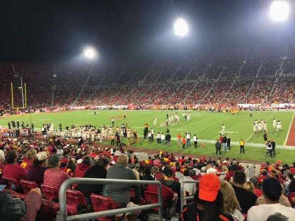 Los Angeles Memorial Coliseum, bloc: 104A, rangée: 24, place: 15