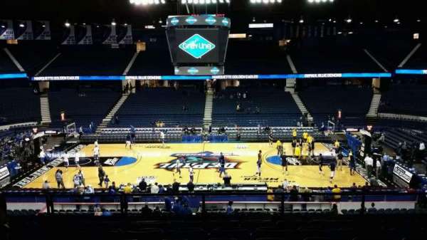 Allstate Arena, bloc: 210, rangée: G, place: 28