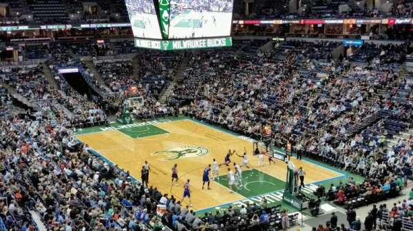BMO Harris Bradley Center, bloc: 437, rangée: C, place: 6