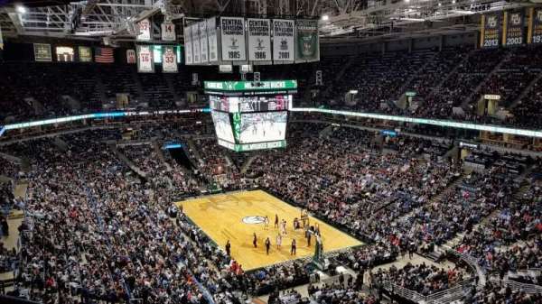 BMO Harris Bradley Center, bloc: 436, rangée: P, place: 14