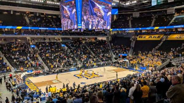 Fiserv Forum, bloc: 119, rangée: 25, place: 3