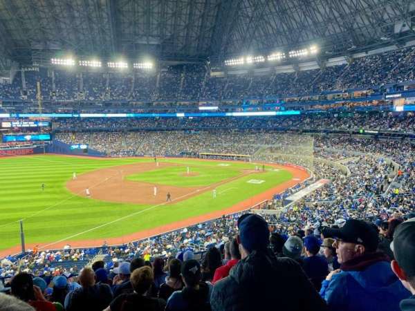 Rogers Centre, bloc: 235, rangée: 10, place: 16
