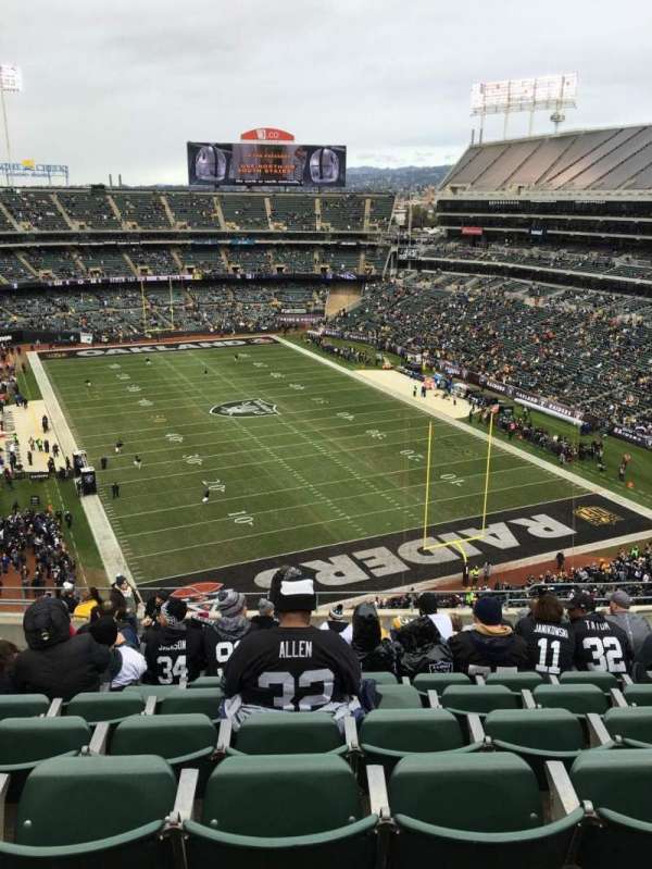Oakland Coliseum, bloc: 308, rangée: 16, place: 10