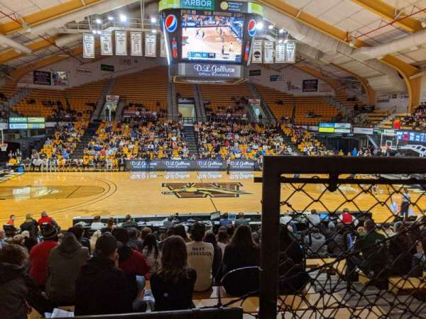 University Arena, Western Michigan University, bloc: 212, rangée: 1, place: 2