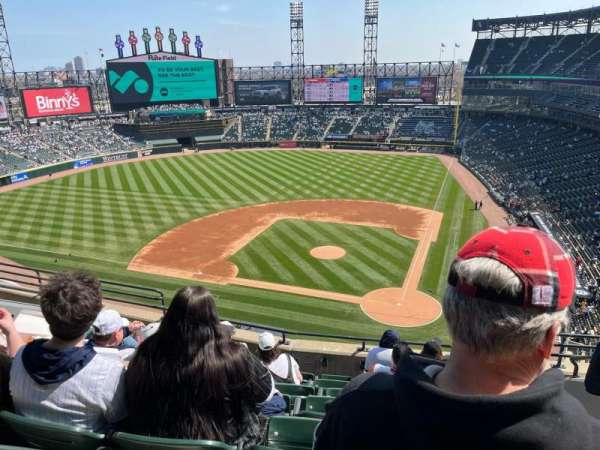 Rate Field, bloc: 536, rangée: 7, place: 5