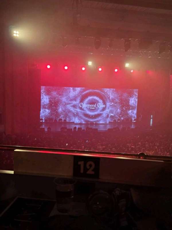 Troxy, bloc: Boot 12, rangée: B, place: 3