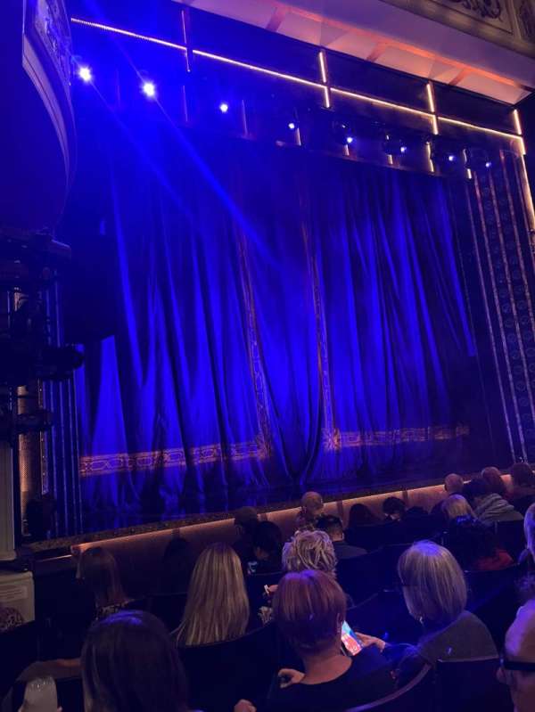 Vaudeville Theatre, bloc: stalls, rangée: E, place: 1