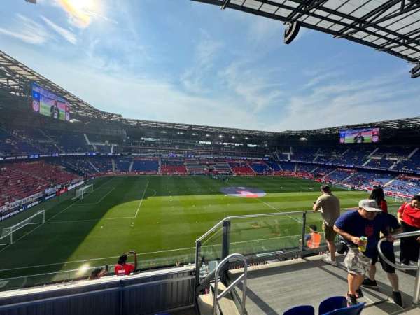 Sports Illustrated Stadium, bloc: 227, rangée: 8, place: 11