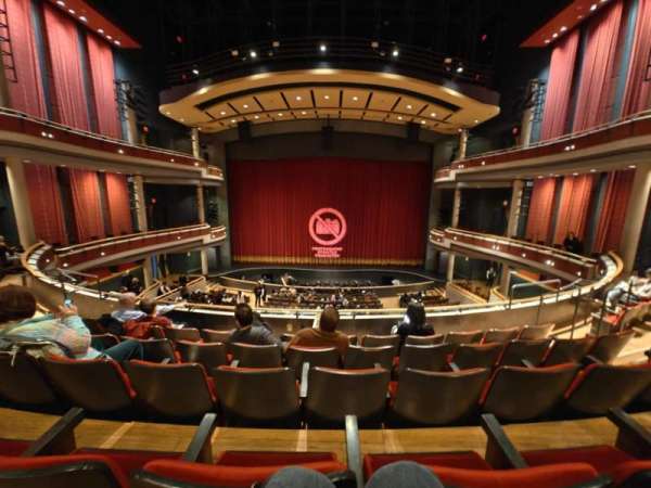 Living Arts Centre, bloc: Dress Circle, rangée: E, place: 228