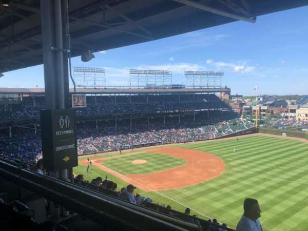 Wrigley Field, bloc: 430R, rangée: 3, place: 10