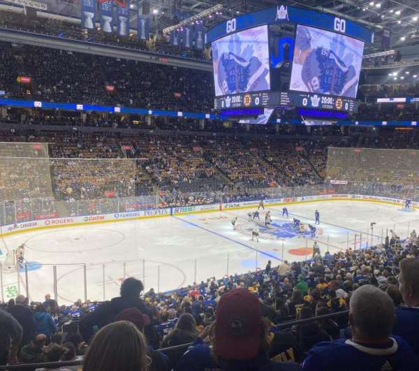 Scotiabank Arena, bloc: 110, rangée: 28, place: 19