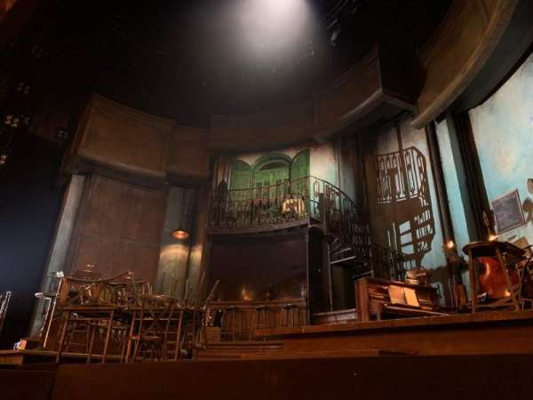 Walter Kerr Theatre, bloc: Orchestra R, rangée: B, place: 4