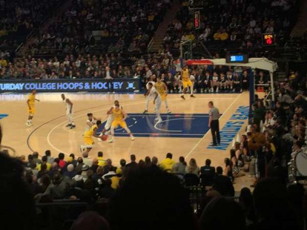 Madison Square Garden, bloc: 119, rangée: 15, place: 5