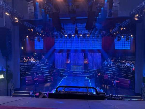 Broadhurst Theatre, bloc: Mezzanine C, rangée: A, place: 109