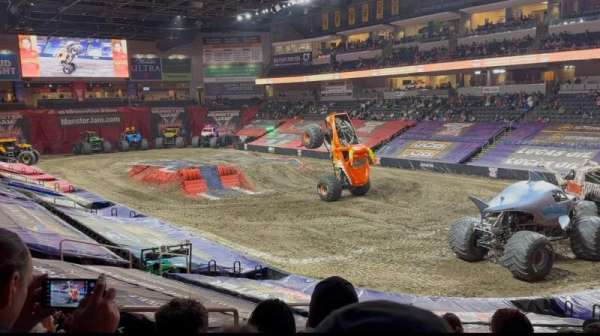 Huntington Center, bloc: 103, rangée: S, place: 15