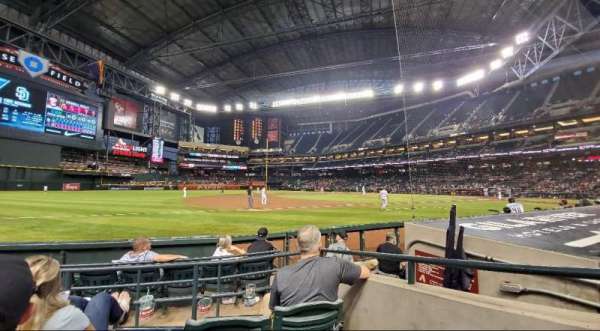 Chase Field, bloc: R, rangée: D, place: 5