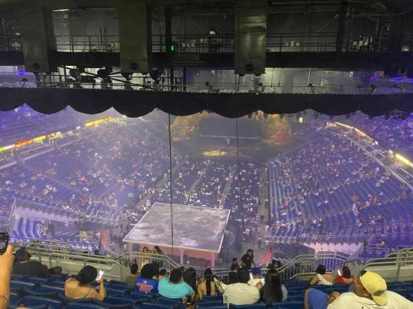 Coliseo De Puerto Rico, bloc: U223, rangée: W, place: 15