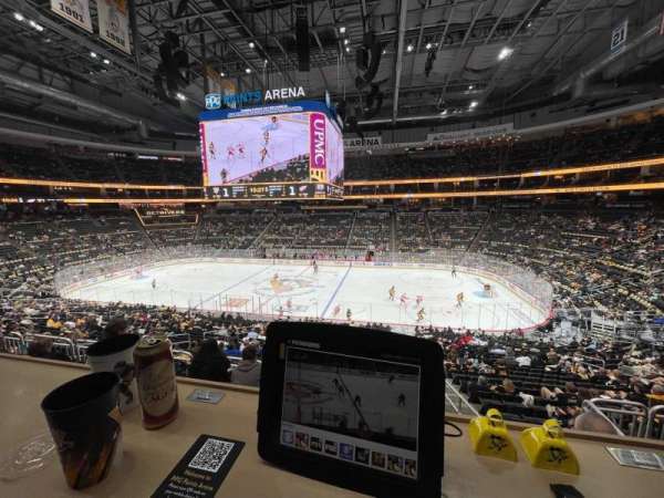 PPG Paints Arena, bloc: Loge Box 17, rangée: A, place: 6