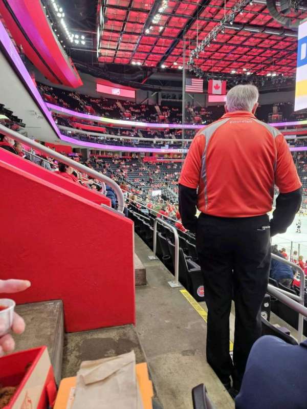 Little Caesars Arena, bloc: 106, rangée: 19, place: 20