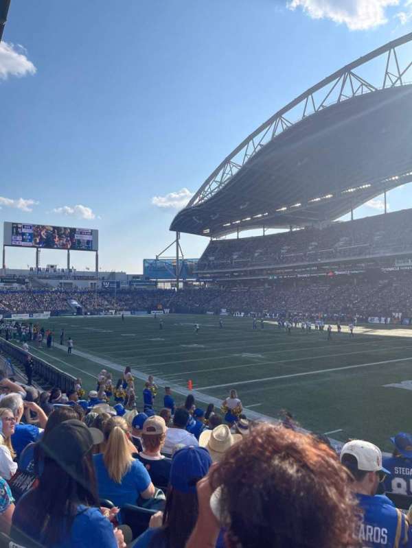 Princess Auto Stadium, bloc: 101, rangée: 10, place: 1