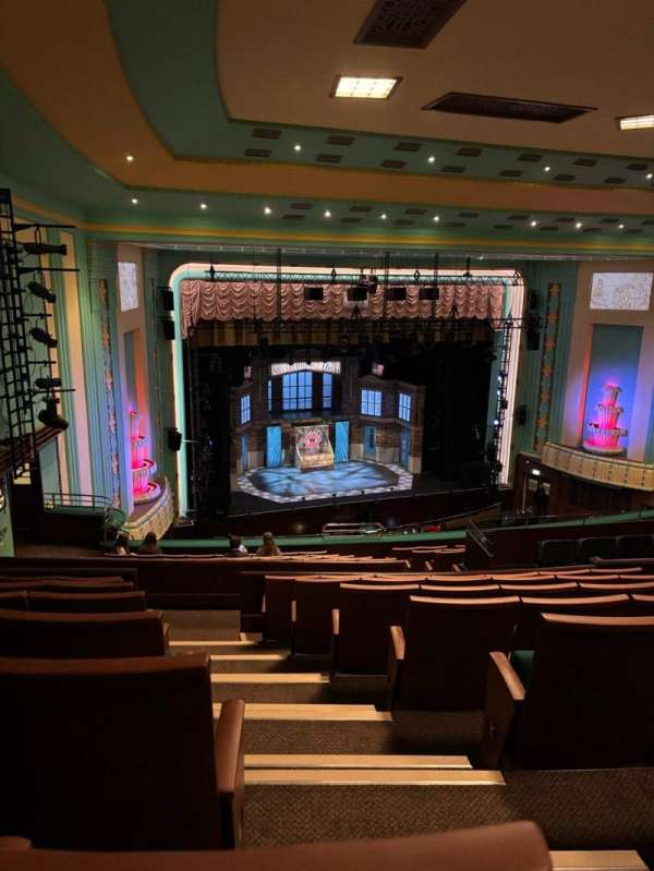Stockton Globe, bloc: Upper Circle, rangée: MM, place: 6