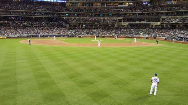 Citi Field, bloc: 136, rangée: 1, place: 13