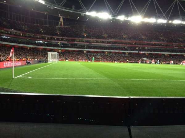 Emirates Stadium, bloc: 20, rangée: 1, place: 604