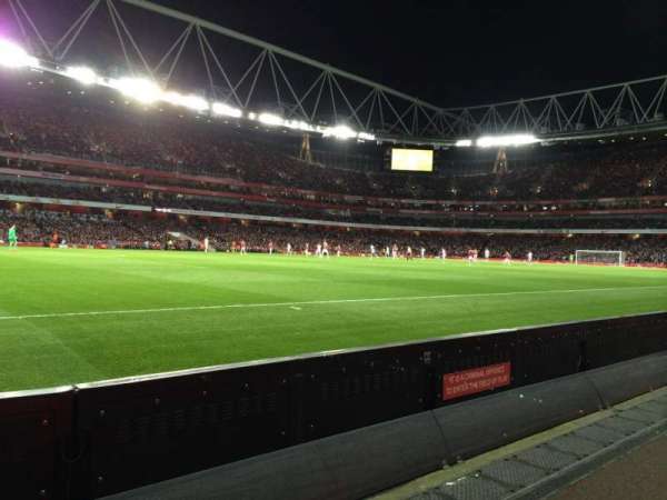 Emirates Stadium, bloc: 20, rangée: 1, place: 604