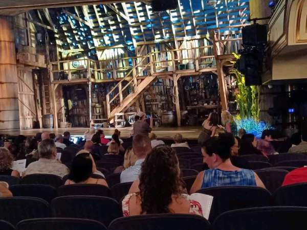 Nederlander Theatre, bloc: Orchestra R, rangée: P, place: 26