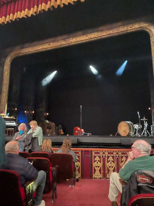 CIBC Theatre, bloc: Orchestra R, rangée: F, place: 2