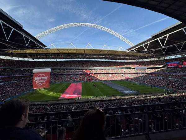 Wembley Stadium, bloc: 228, rangée: 9, place: 29