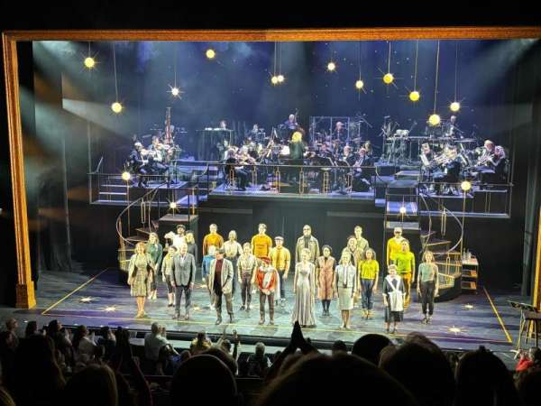Mainstage at the New York City Center, bloc: Grand Tier C, rangée: E, place: 117