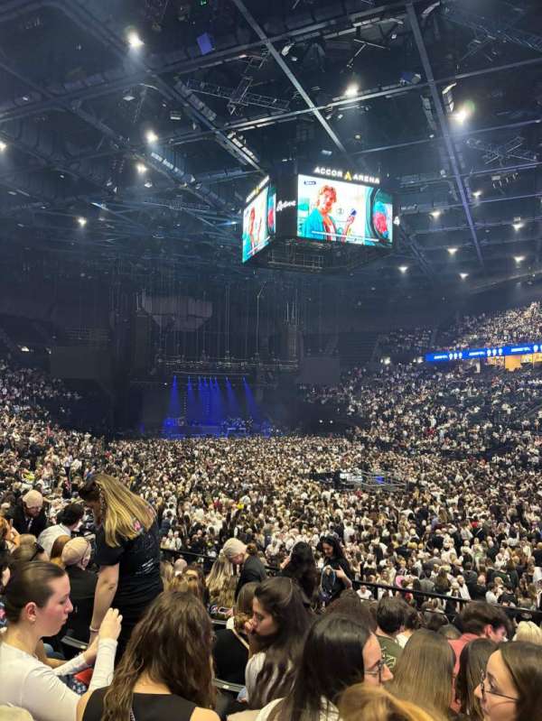 Accor Arena, bloc: T, rangée: 13, place: 04