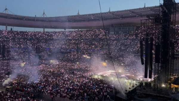 Stade de France, bloc: H12, rangée: 40, place: 27