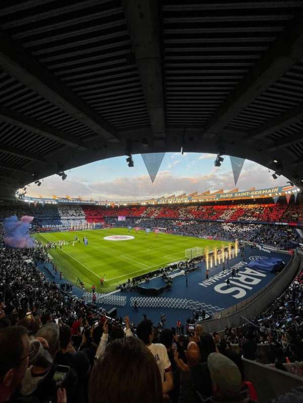 Parc des Princes, bloc: 324, rangée: 10, place: 39