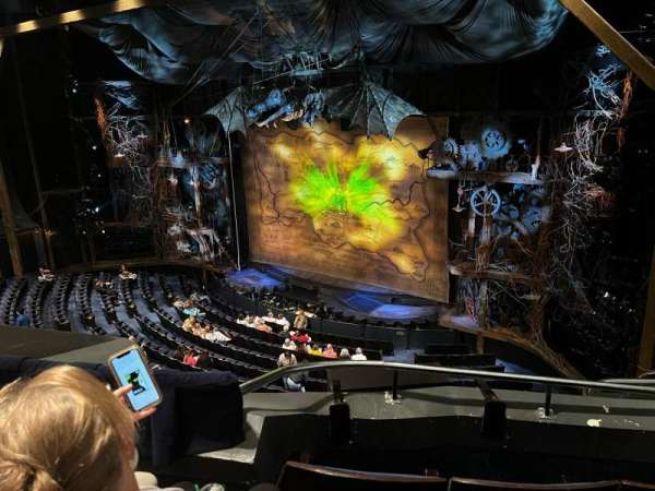 Gershwin Theatre, bloc: Front Mezzanine R, rangée: B, place: 26