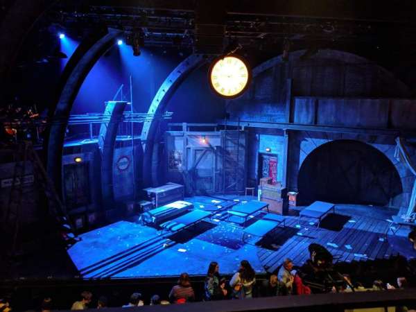 The Newman Mills Theater, bloc: MEZZ, rangée: AA, place: 11