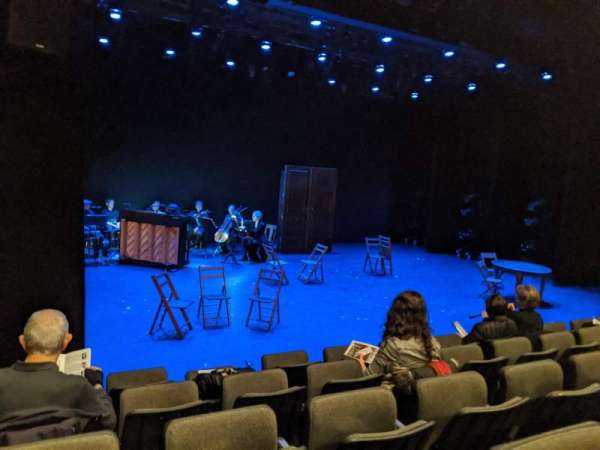 Ailey Citigroup Theater, bloc: Orchestra, rangée: F, place: 16